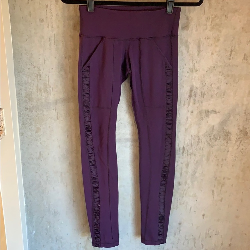 LuluLemon Brand New Pants with Ribbon Detail